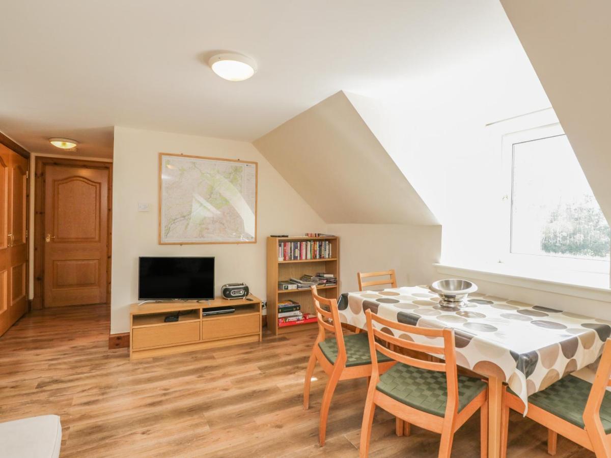 10 Monarch Country Apartments Newtonmore Bagian luar foto