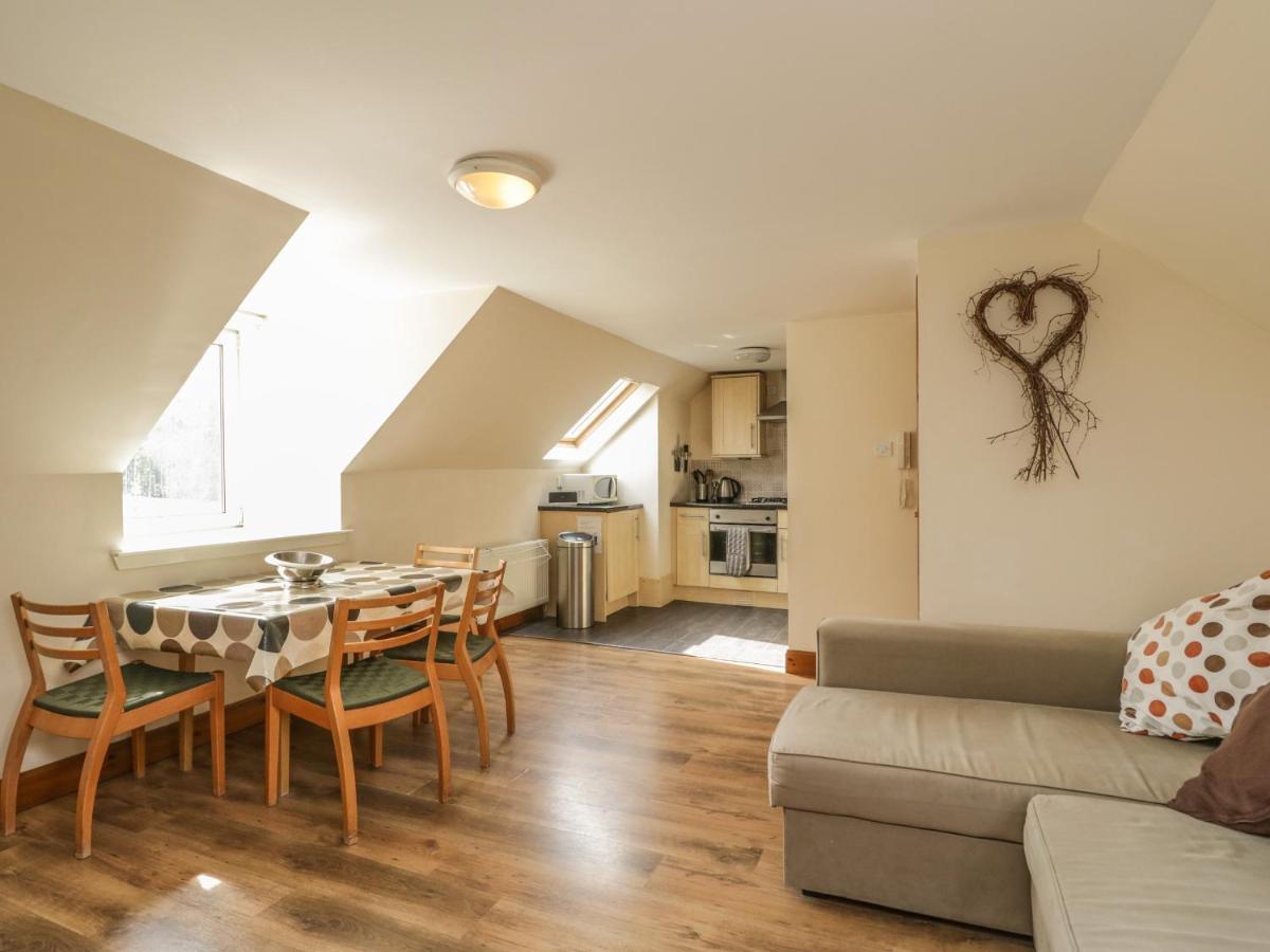 10 Monarch Country Apartments Newtonmore Bagian luar foto